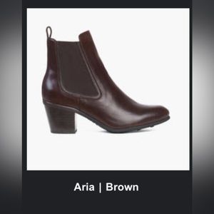 Thursday boots Aria Boot 👢- brown